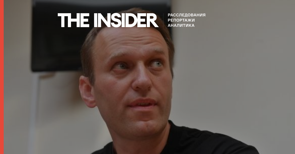 Навального отруїли ще в готелі, отрута знайшли на пляшці в номері - «Проект» і ФБК