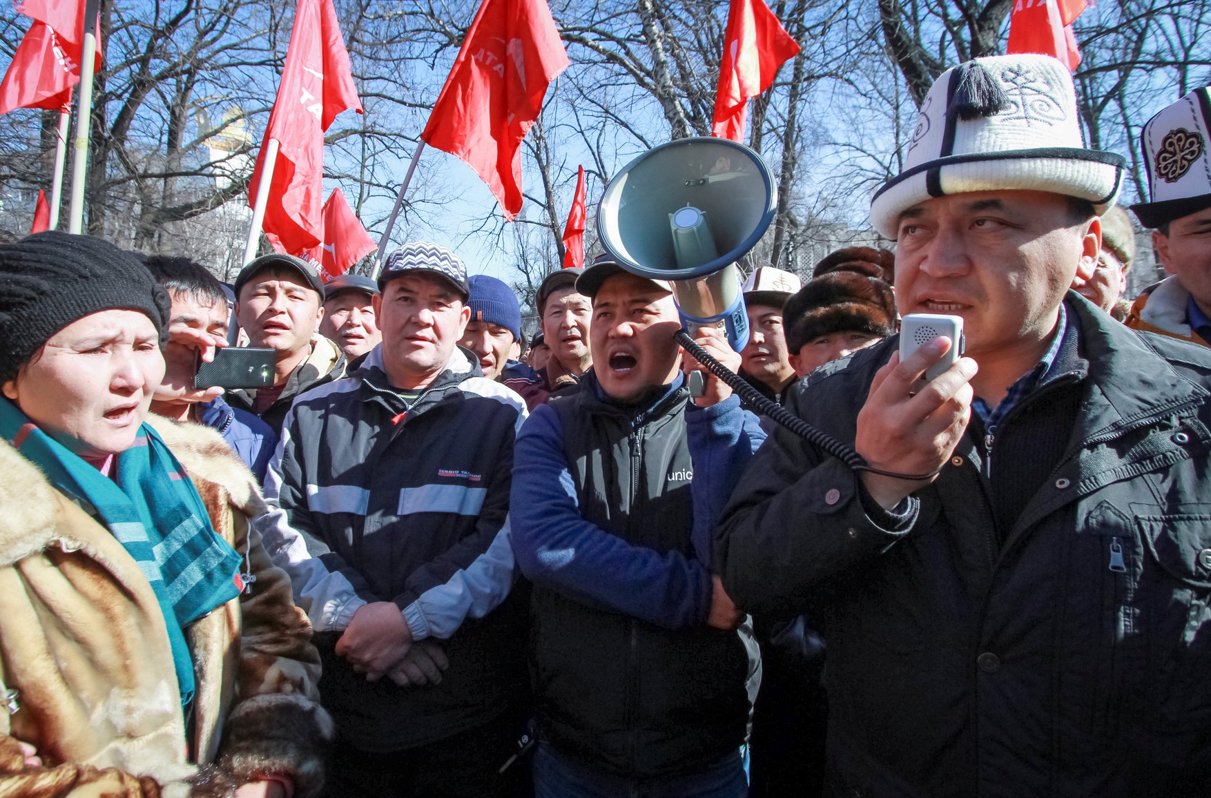 Опозиція Киргизії висуне на посаду прем'єра засудженого екс-депутата