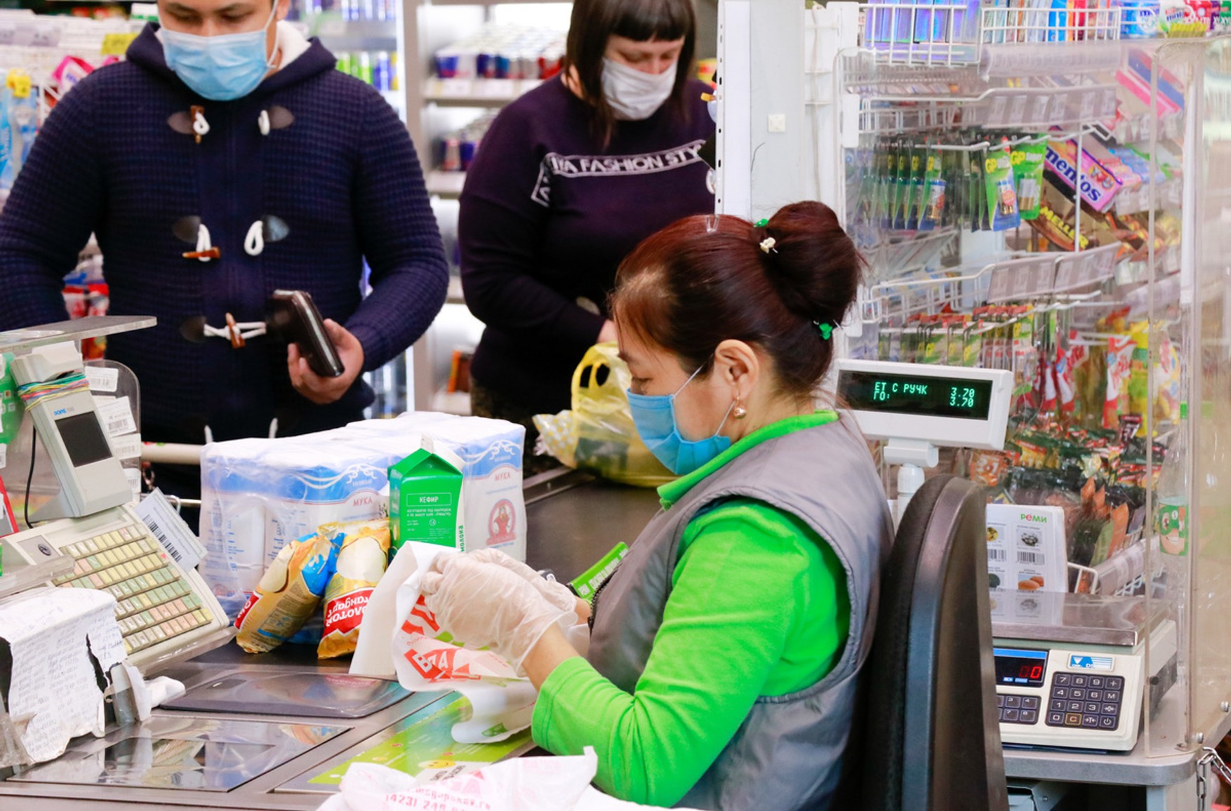 Дев'ять московських супермаркетів оштрафовано за порушення антікоронавірусних заходів