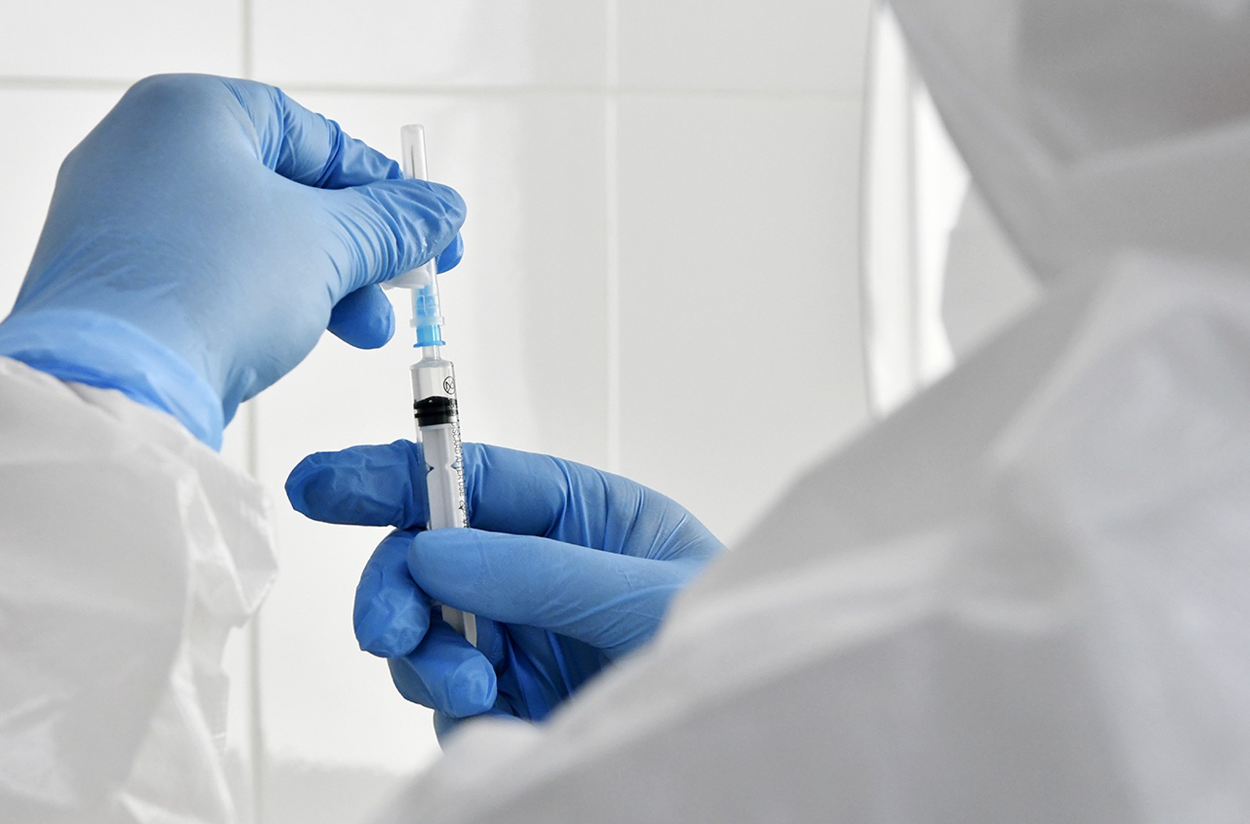 МОЗ додав вакцину «ЕпіВакКорона» в рекомендації з профілактики COVID-19