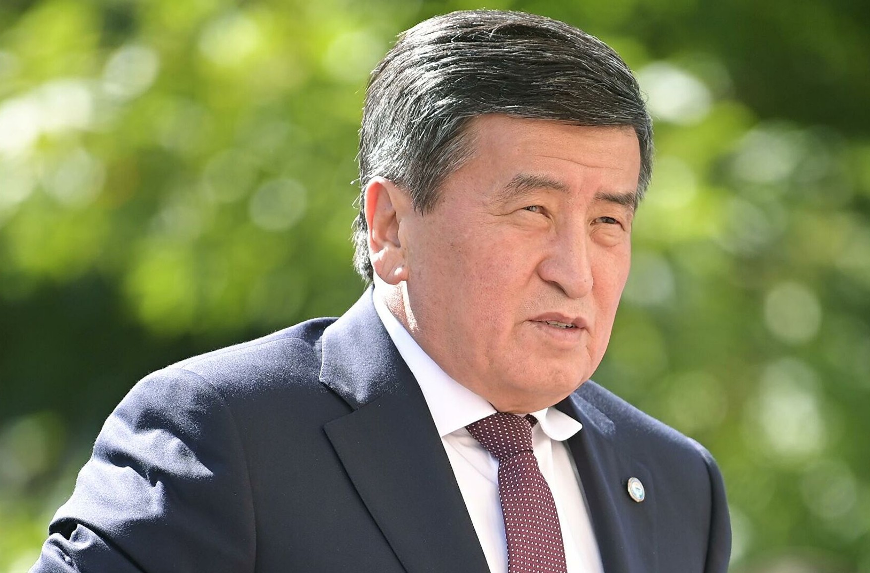 Президент Киргизії прийняв рішення піти у відставку