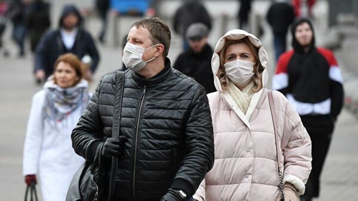 У Росії, за офіційними даними, виявлено 14 231 новий випадок коронавируса