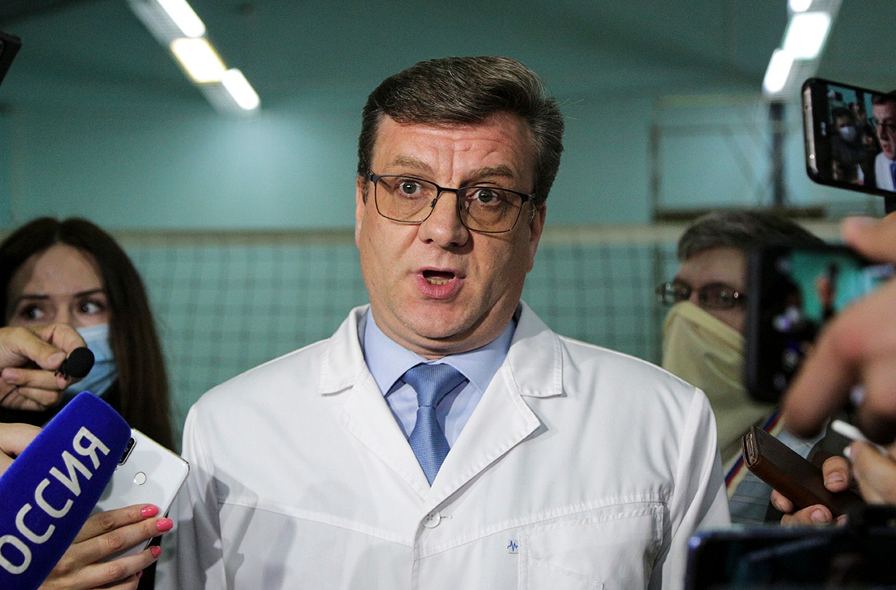 Головлікар омської лікарні, куди госпіталізували Навального, очолить ще одне медустанову