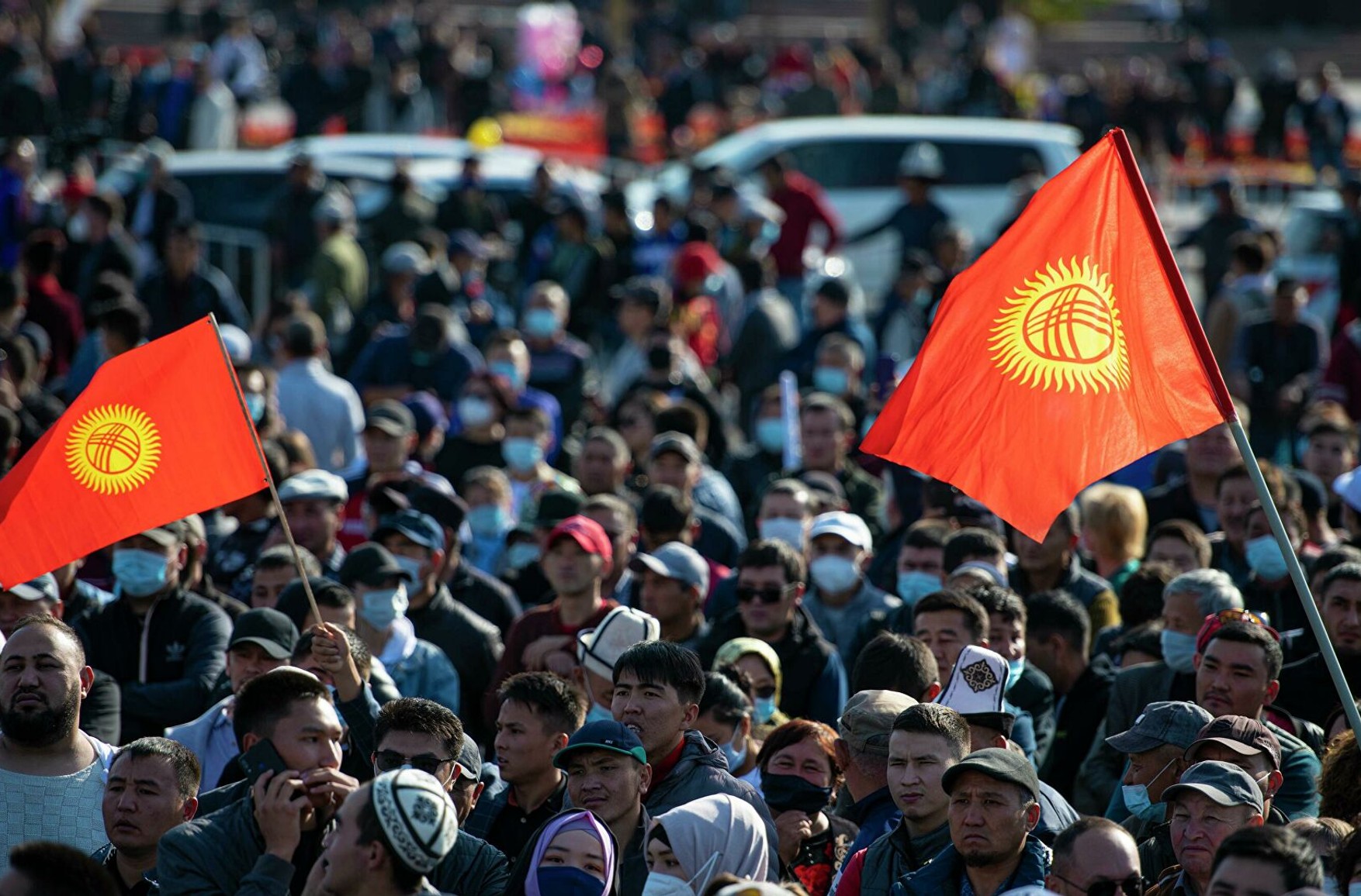 У Киргизії в дні масових протестів невідомі захопили кілька великих родовищ