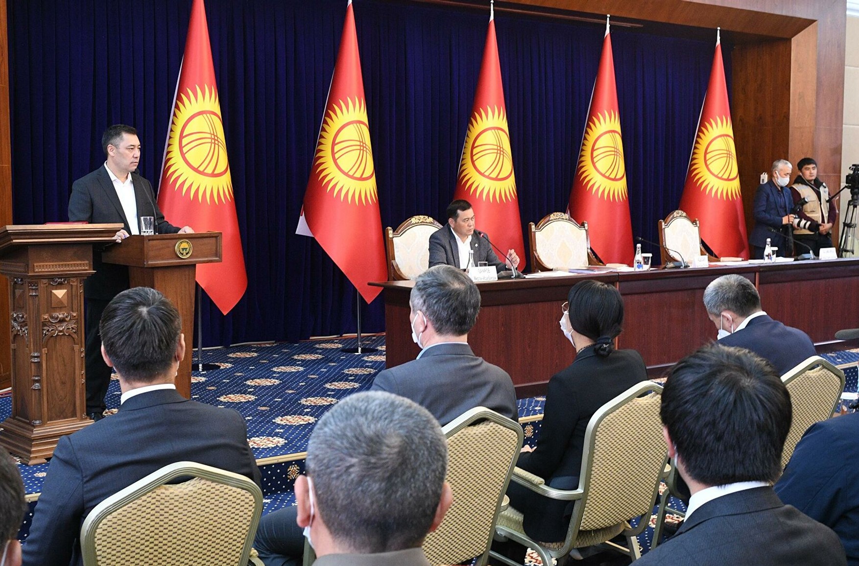 Киргизія відклала повторні вибори в парламент до проведення реформи Конституції