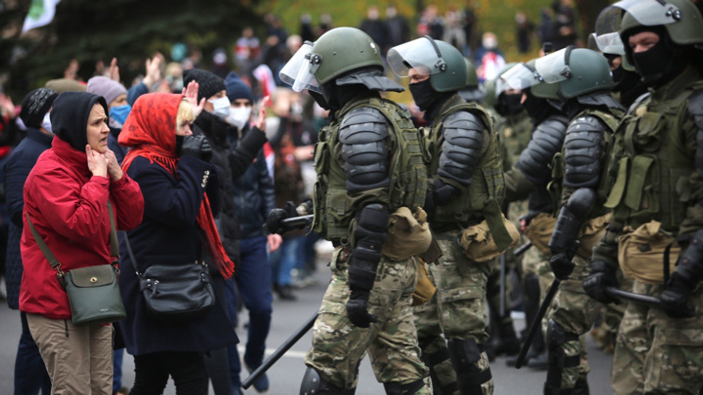 У Мінську в ході «Маршу народовладдя» затримали понад 20 осіб - центр «Весна»