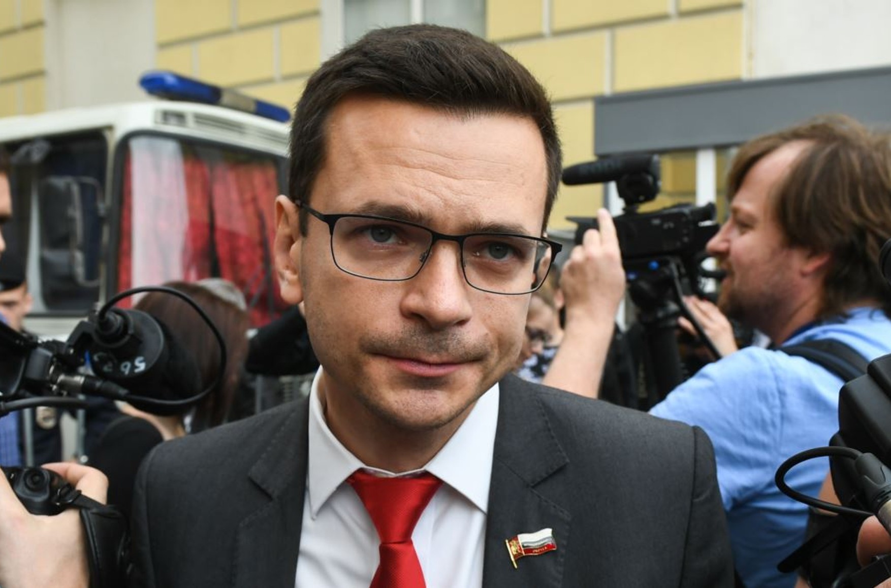 Ілля Яшин виграв суд у «кухаря Путіна» Євгена Пригожина у справі про наклеп в РІА ФАН