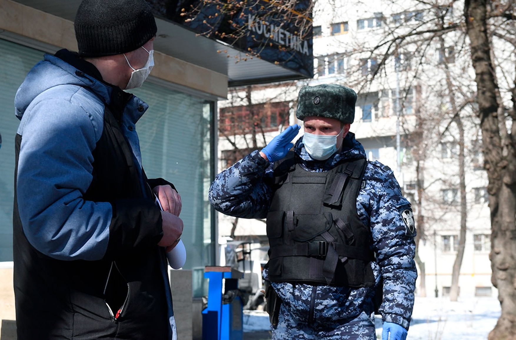 За порушення обмежень щодо коронавірус в Росії оштрафовані понад 1,1 млн осіб, сума штрафів перевищує 1,7 млрд рублів