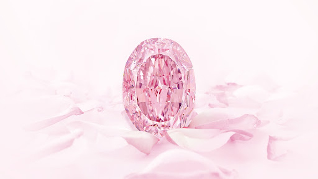 Діамант «Привид Троянди» продали на Sotheby & # x27; за рекордні $ 26,6 млн