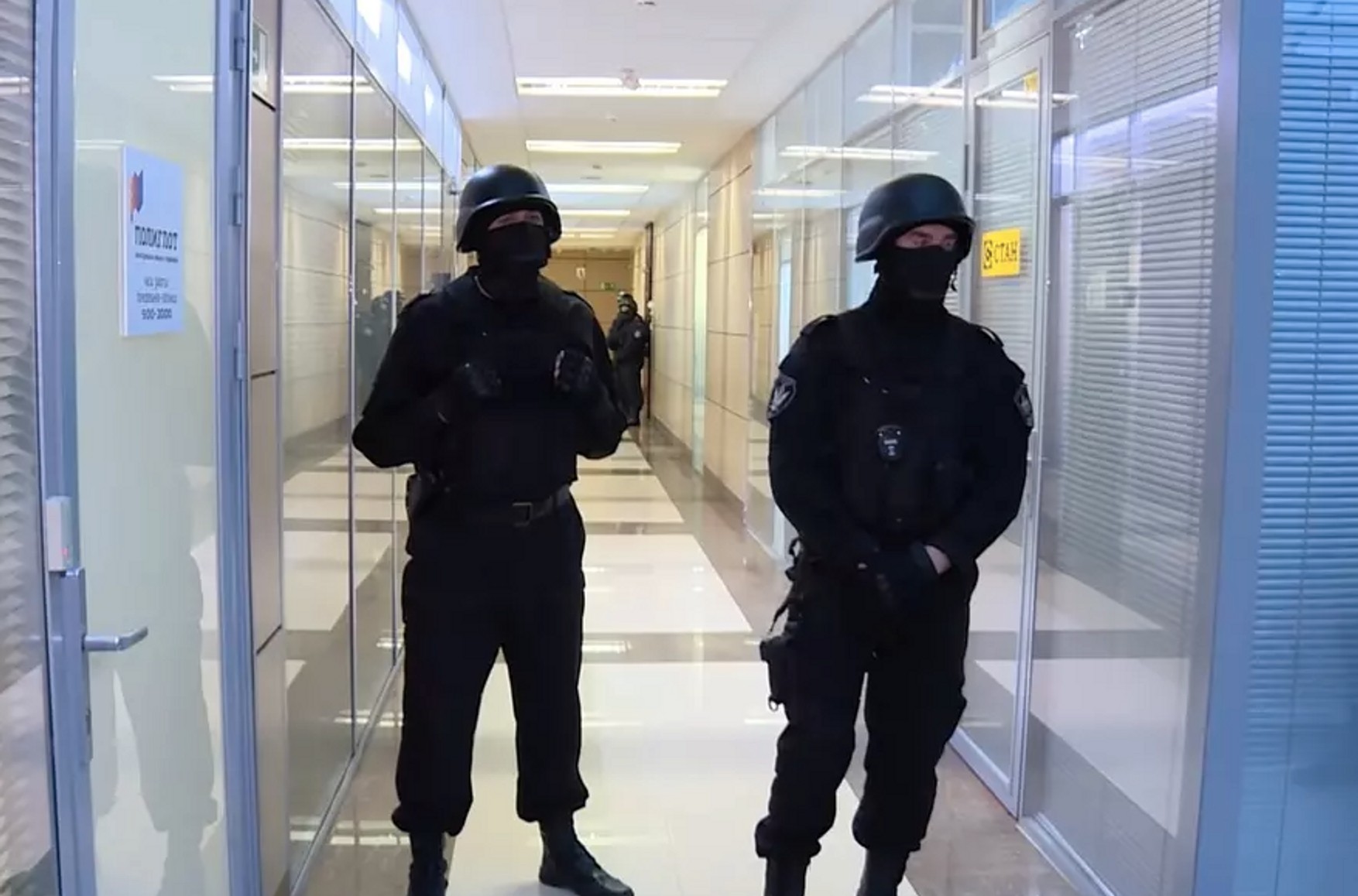 У московський офіс ФБК і студію «Навальний LIVE» прийшли з обшуками