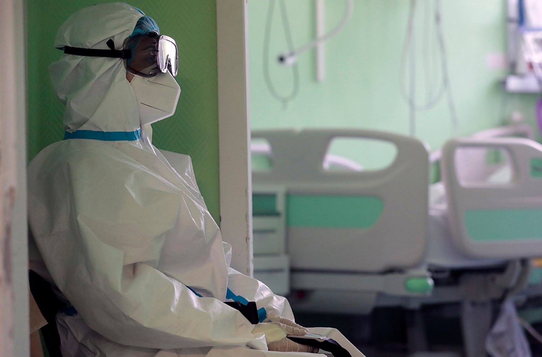 У Росії офіційно виявлено 22 702 нових випадки коронавируса, з них 6427 - в Москві