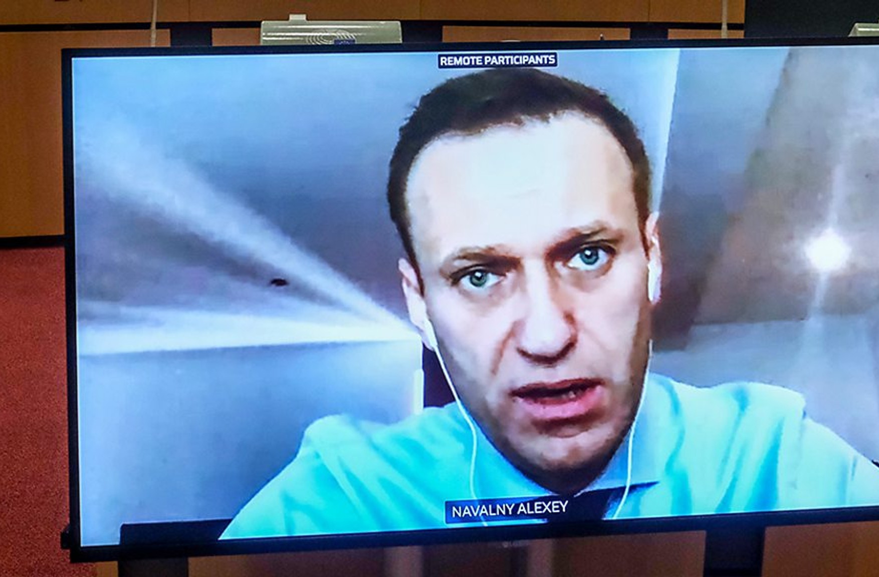 Навальний в ході виступу в Європарламенті попросив ЄС ввести санкції проти олігархів з оточення Путіна