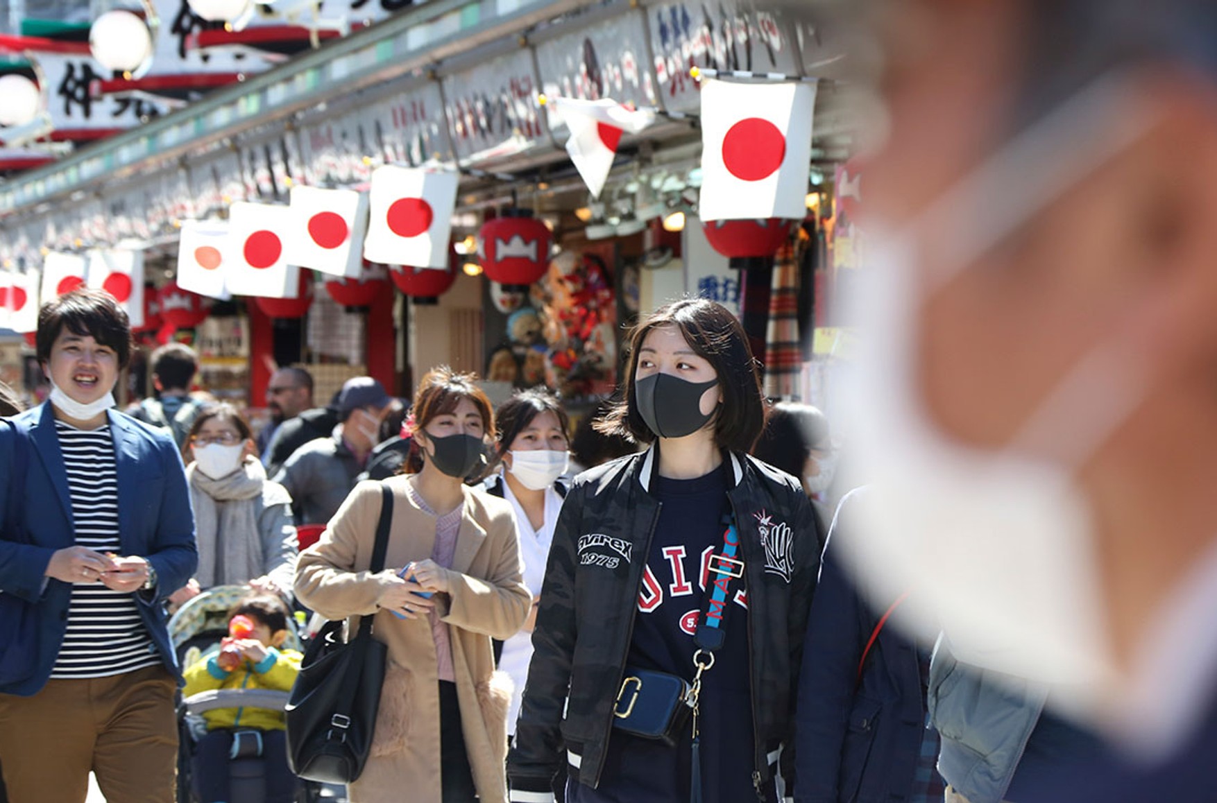 Уряд Японії вводить тимчасову заборону на в'їзд в країну з 28 грудня