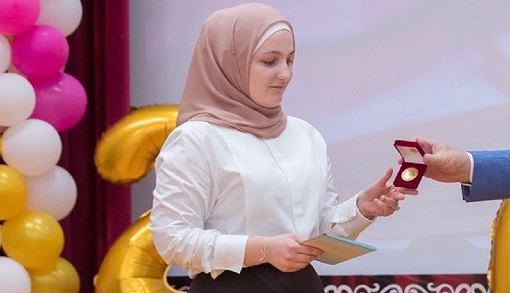 20-річна дочка Рамзана Кадирова очолила департамент дошкільної освіти Грозного