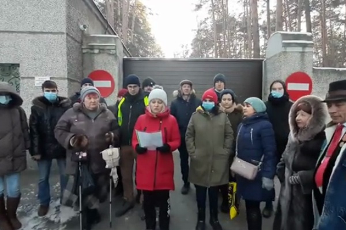 У Челябінську активістку оштрафували на 20 тисяч рублів за відеозвернення до Байдена