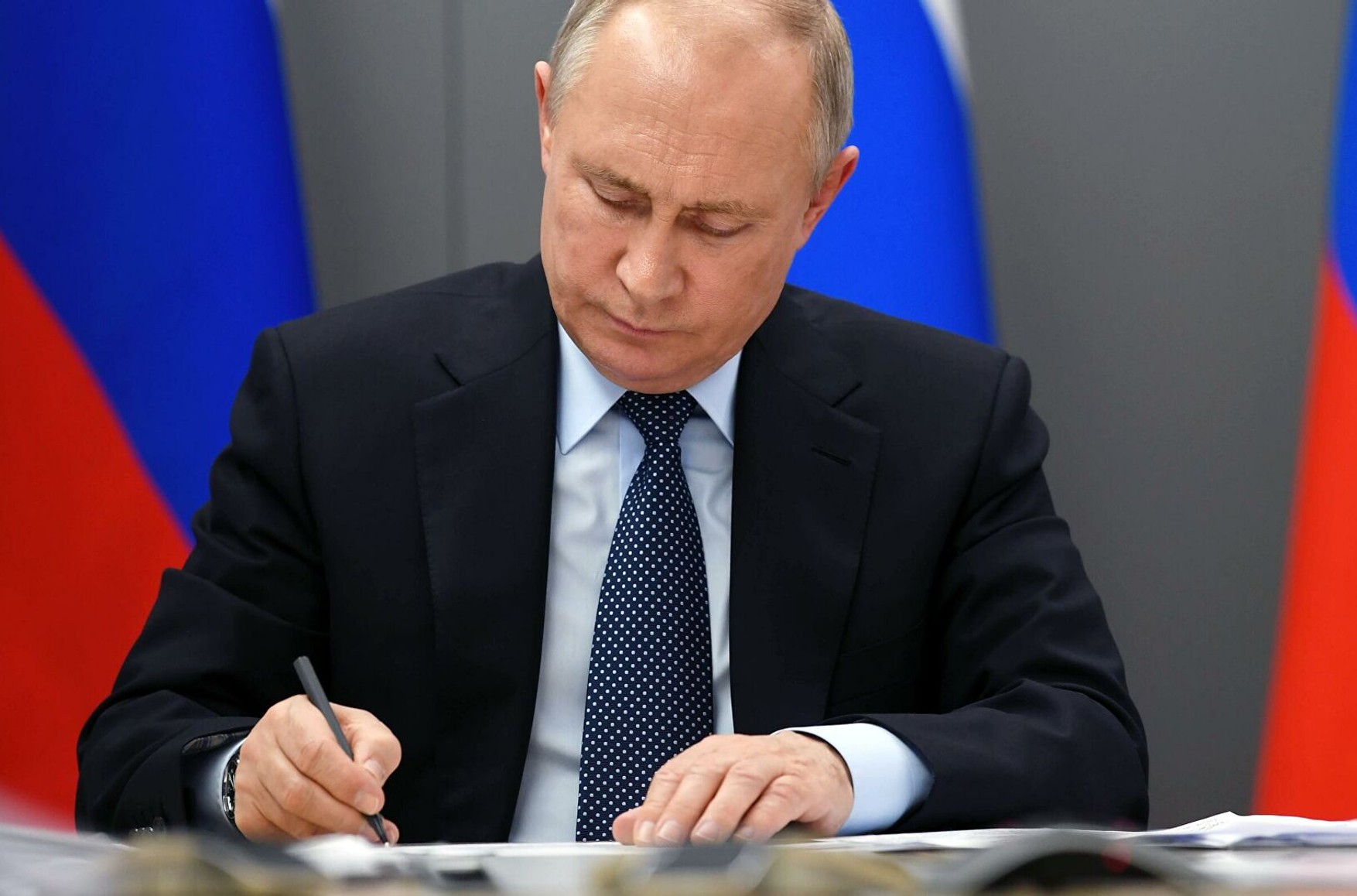 Путін підтримав ідею зробити 31 грудня вихідним днем в Росії