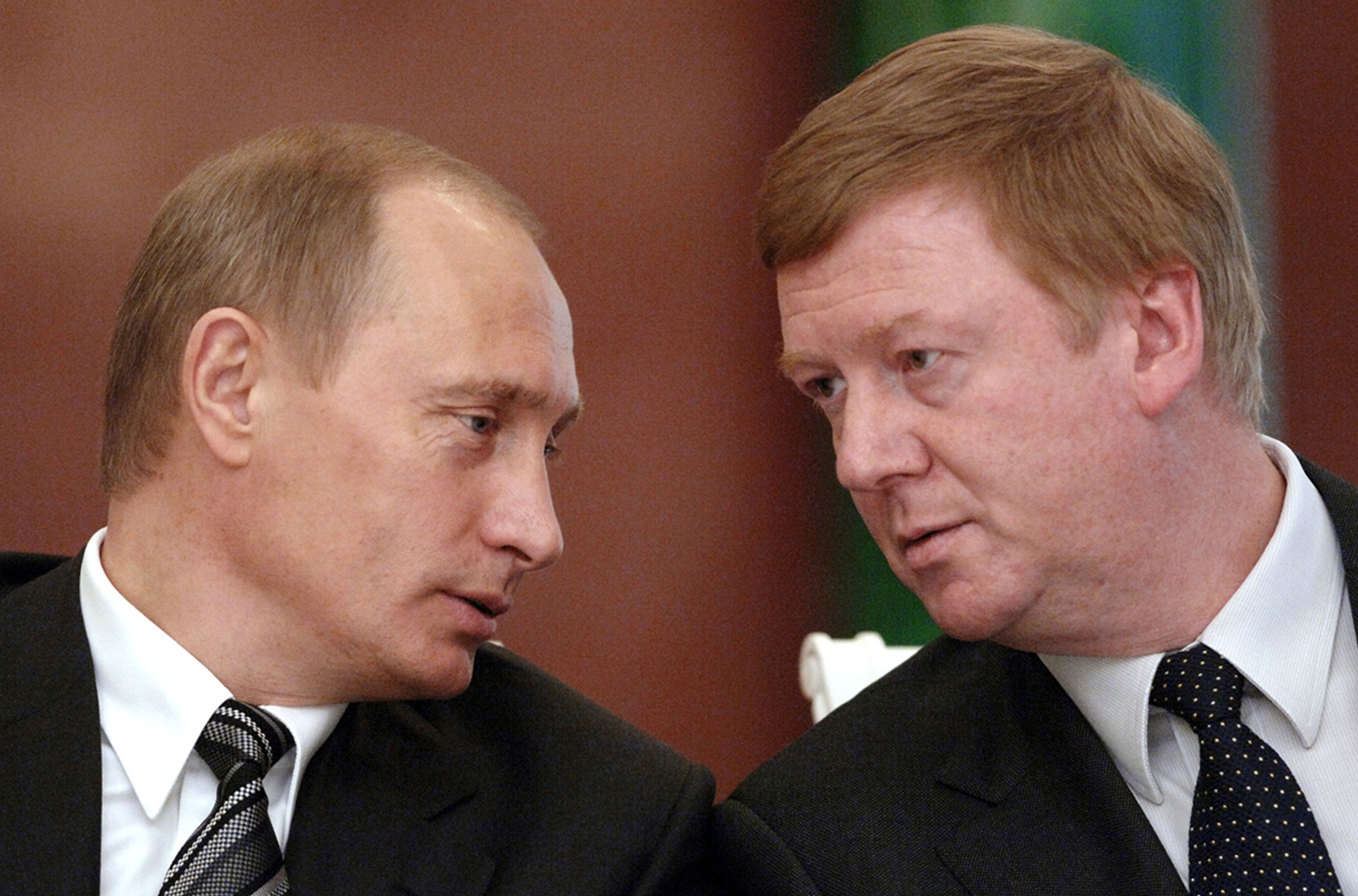 Путін призначив Чубайса своїм спецпредставником із зв'язків з міжнародними організаціями