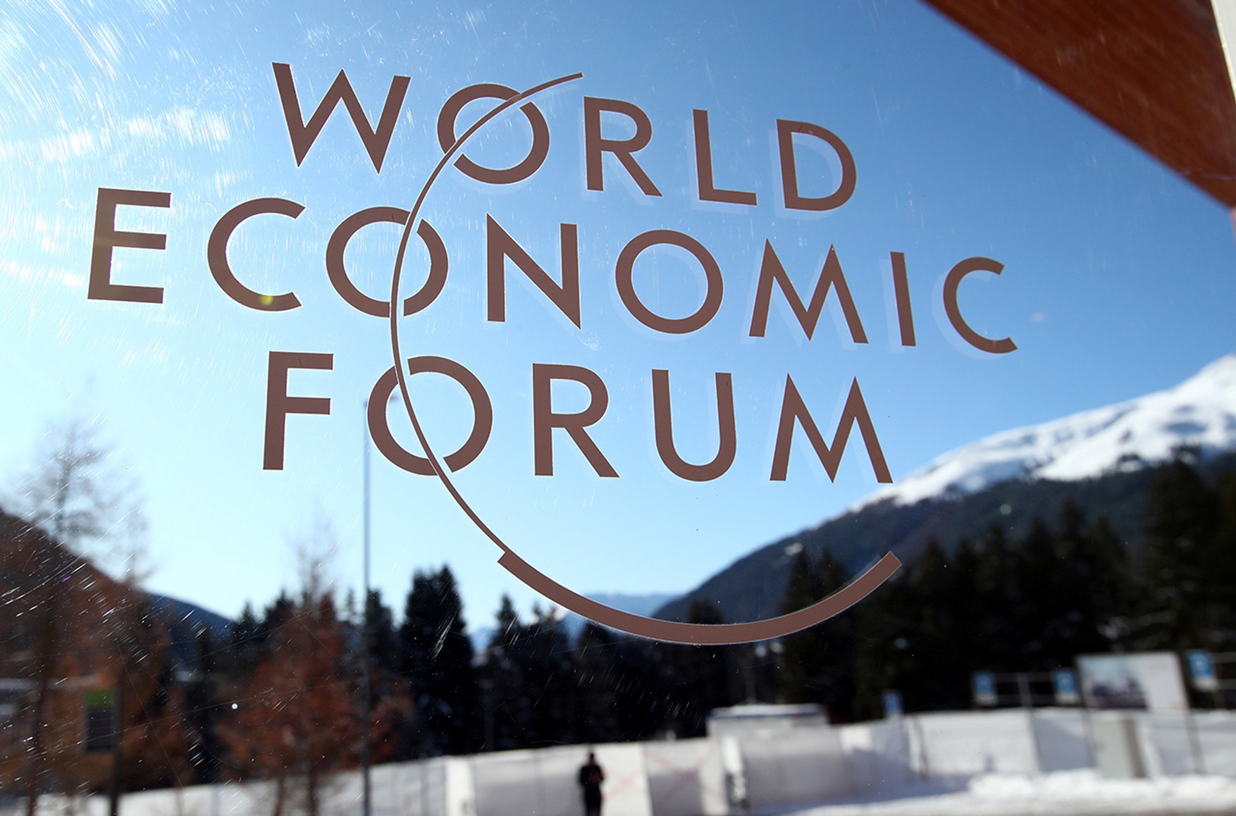 Всесвітній економічний форум перенесуть з Швейцарії в Сінгапур через коронавируса