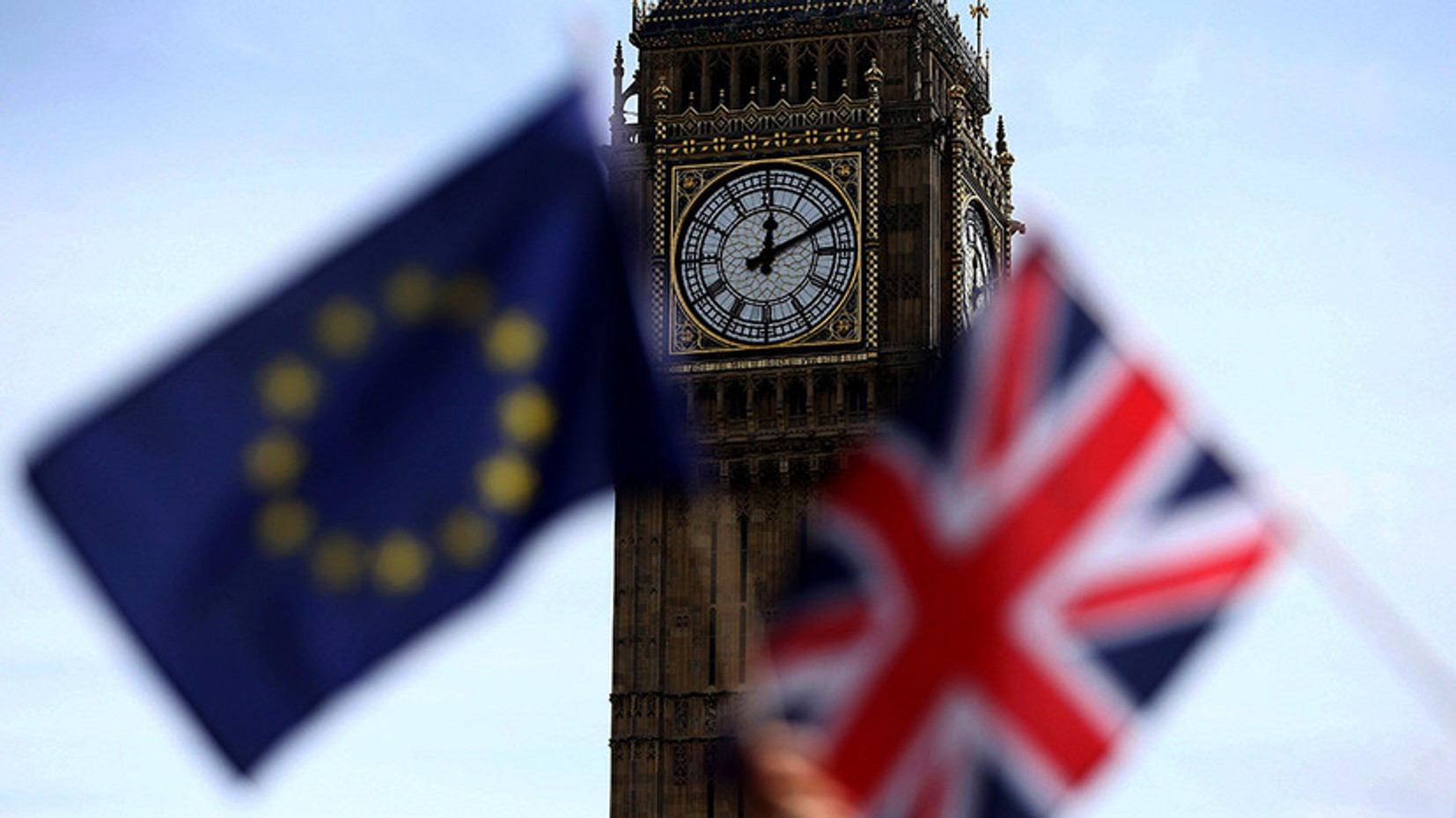 Великобританія і ЄС уклали торговельну угоду по Brexit