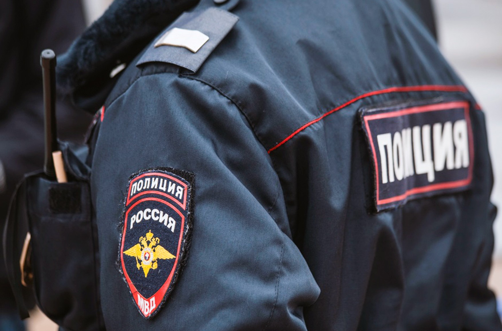 У Новосибірську главу відділу поліції засудили до трьох років умовно за отримання хабарів у вигляді хінкалі і салату з огірків