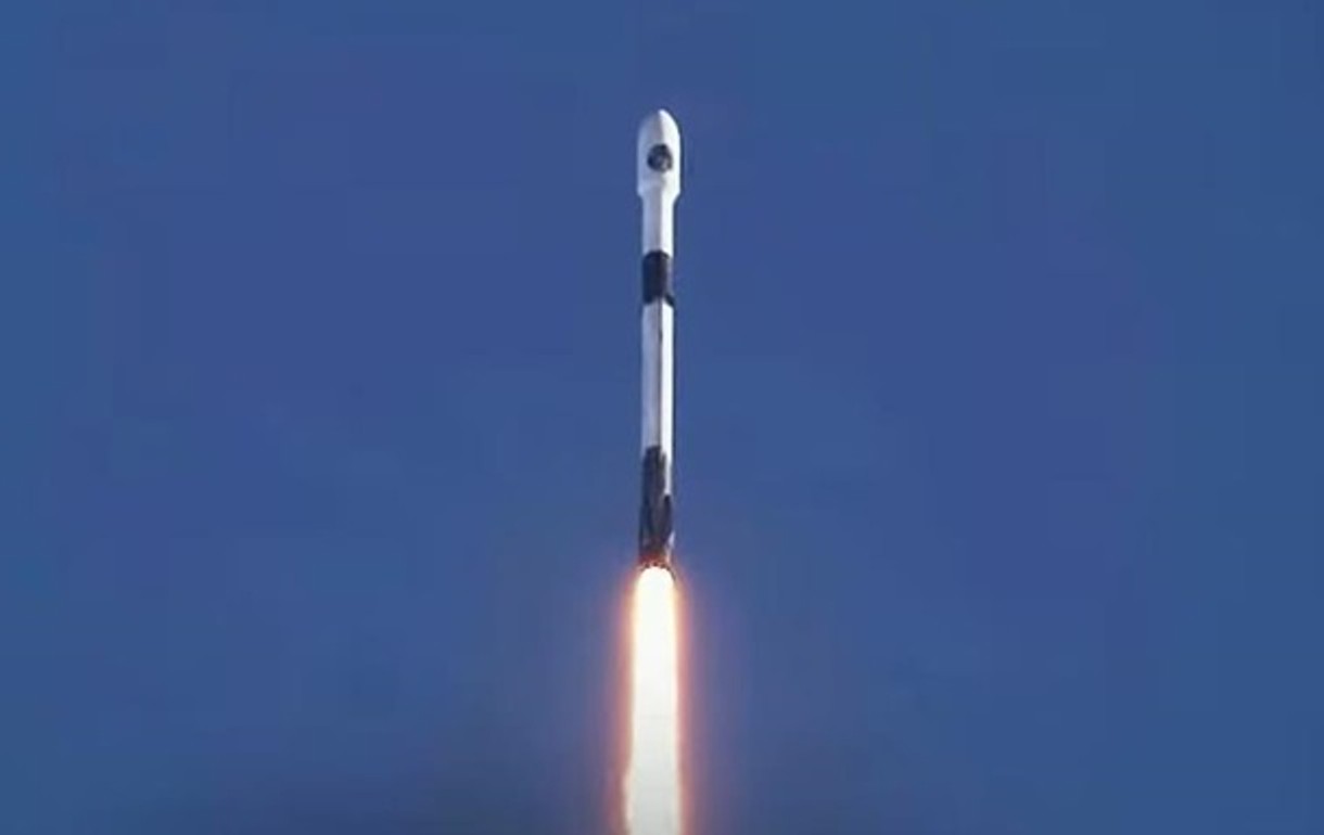 SpaceX запустила на орбіту ракету-носій Falcon 9 з розвідувальним супутником США