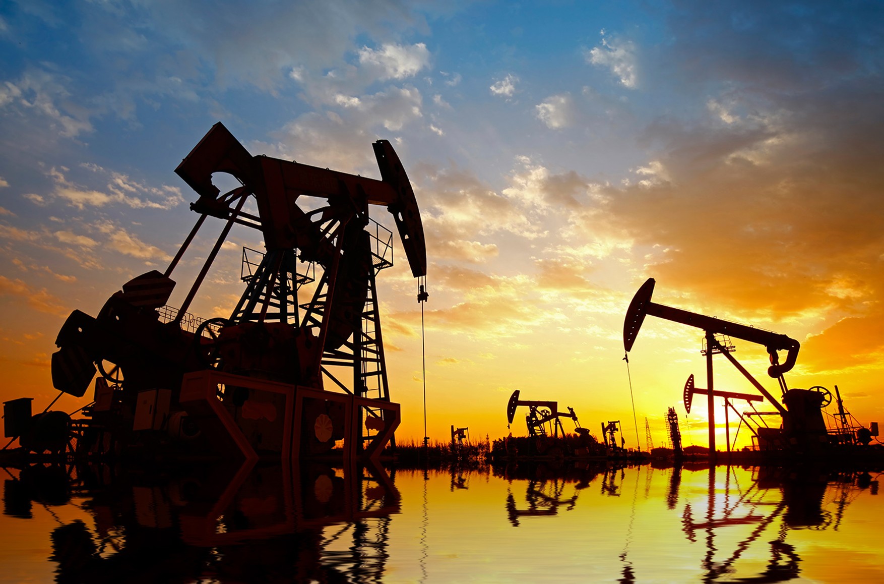 Ціна нафти Brent вперше з 5 березня перевищила $ 52 за барель
