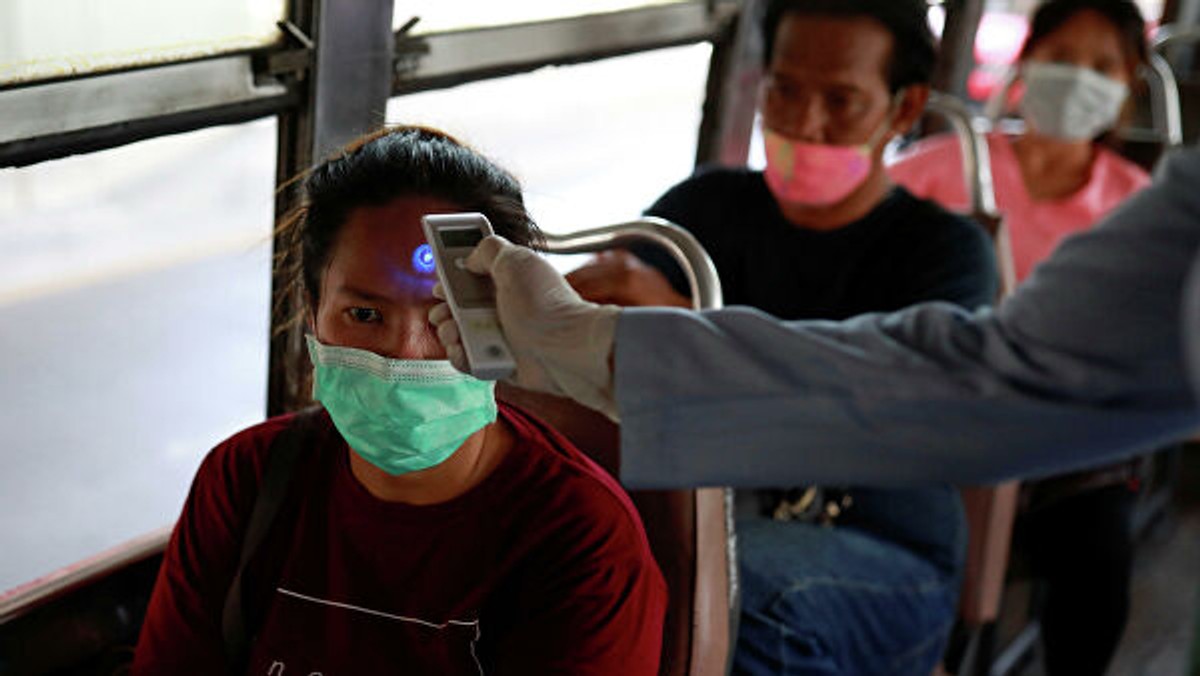 У Таїланді перевірять тисячі чоловік через спалах COVID під Бангкоком