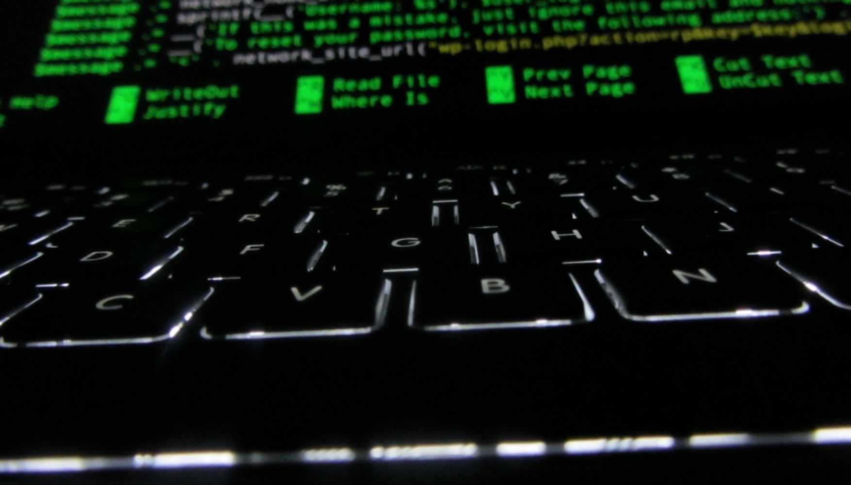 Російські хакери зламали системи Мінфіну і Мінторгівлі США - Reuters