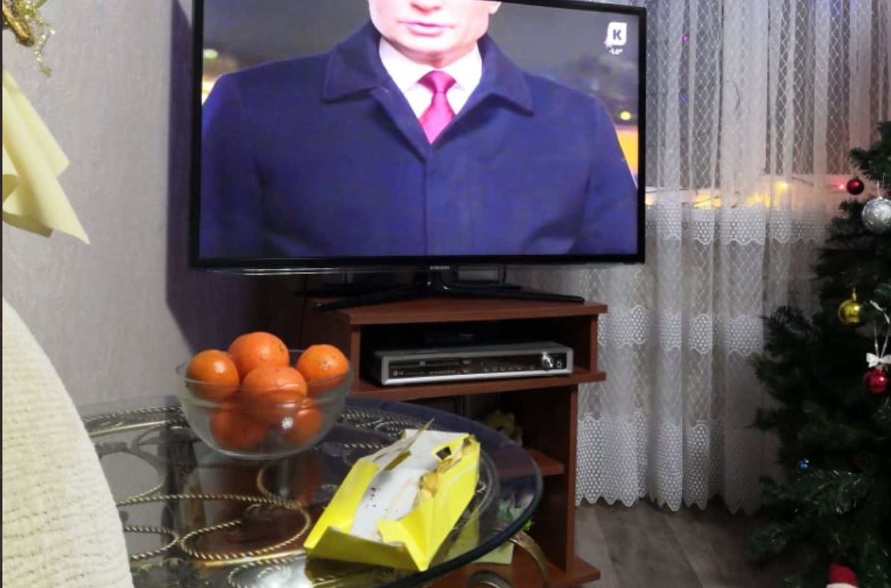 «Збій в обладнанні» - калінінградський канал пояснив новорічне звернення Путіна з обрізаним особою