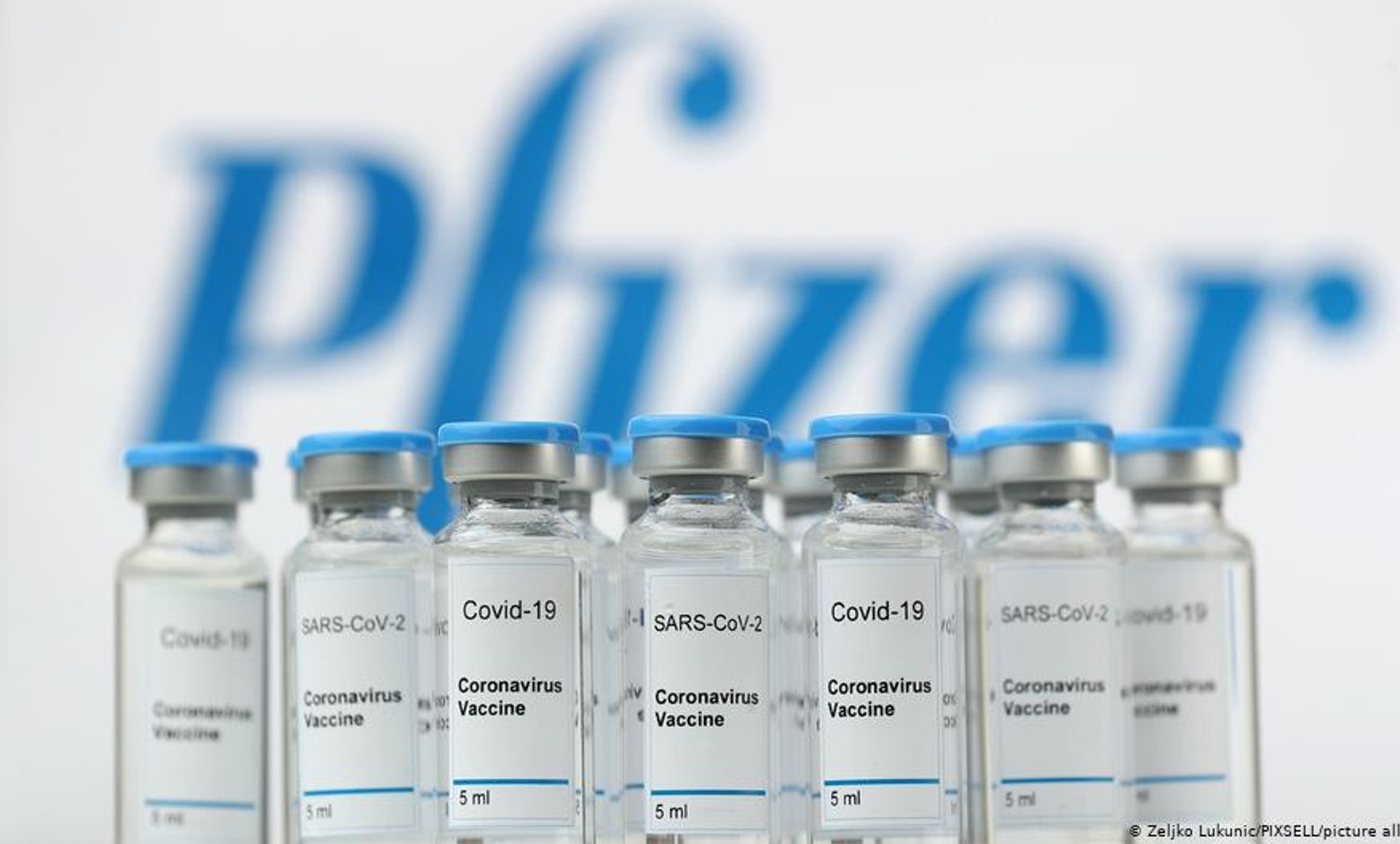 Росздравнадзор заявив про заборону іноземних вакцин для всіх приватних клінік