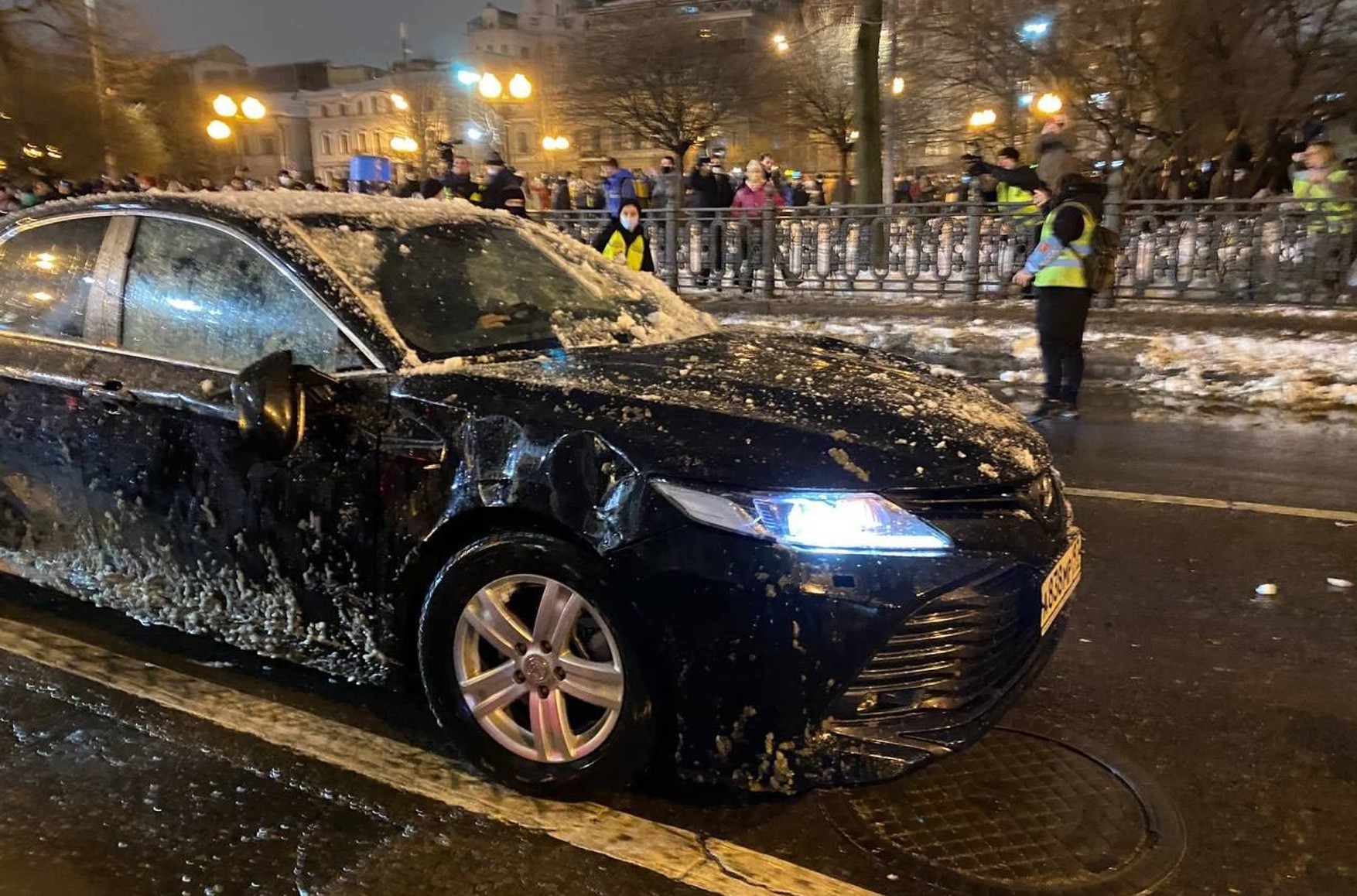 Порушено кримінальну справу через розгрому автомобіля ФСБ на протестної акції в Москві