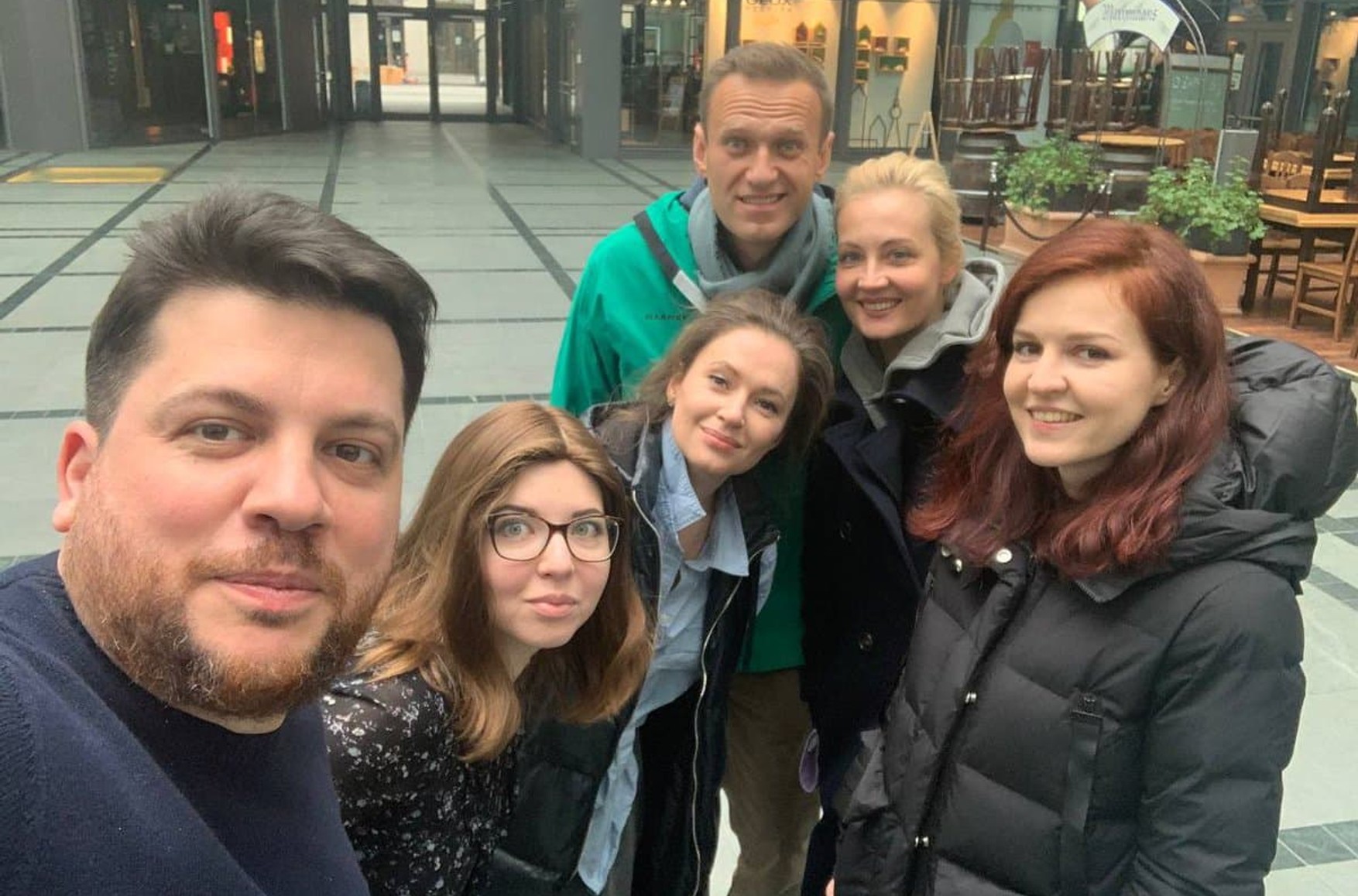 В аеропорту Внуково затримали першого активіста напередодні прильоту Навального