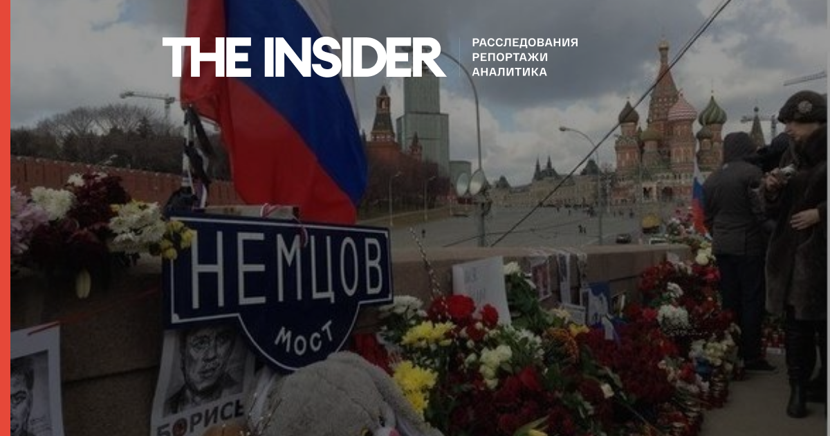 Мерія пообіцяла не заважати покладання квітів до меморіалу Нємцова і назвала його зачистку «непорозумінням»