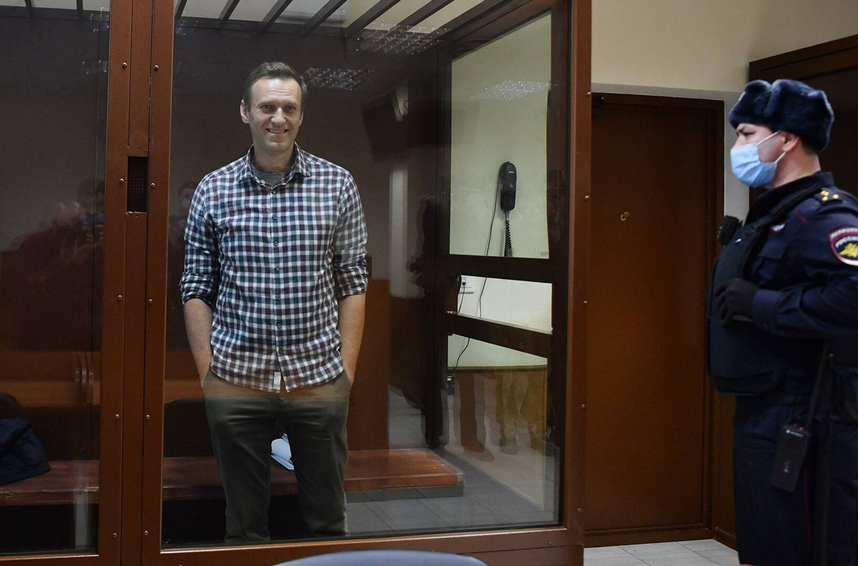 «Росія буде щасливою». Останнє слово Навального в суді на апеляції у справі «Ів Роше»