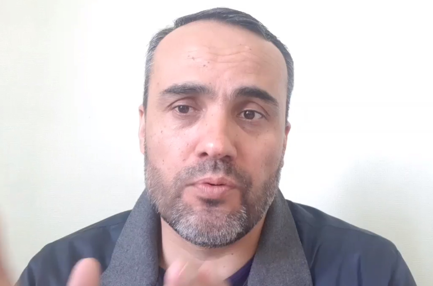 У Москві пропав правозахисник Іззат Амон. Адвокат вважає, що його викрали і незаконно вивезли в Таджикистан