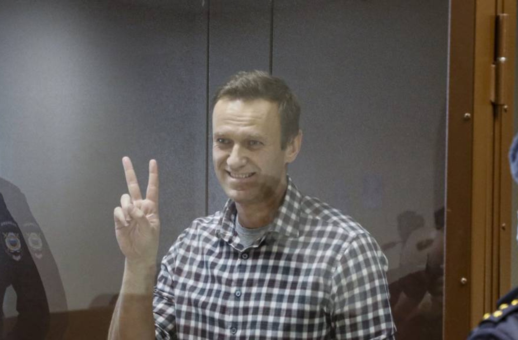 45 країн закликали Росію звільнити Навального