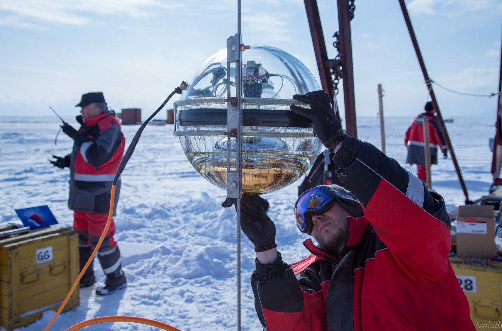 На Байкалі запустили нейтринний телескоп для дослідження Всесвіту