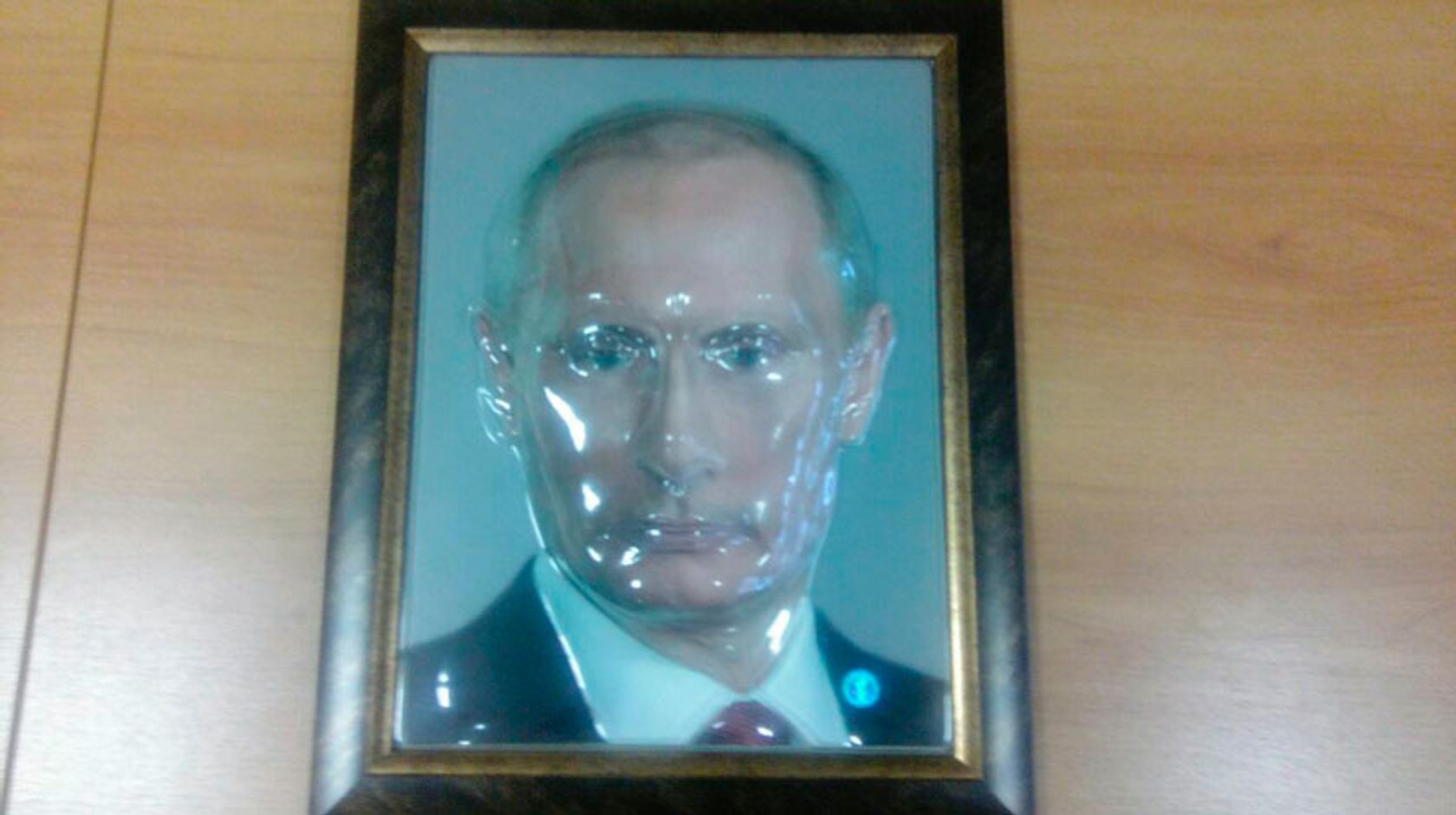 Ярославська область закупить для незрячих школярів 3D-портрети Путіна, Сталіна і Трампа, щоб діти змогли дізнатися, як вони виглядають