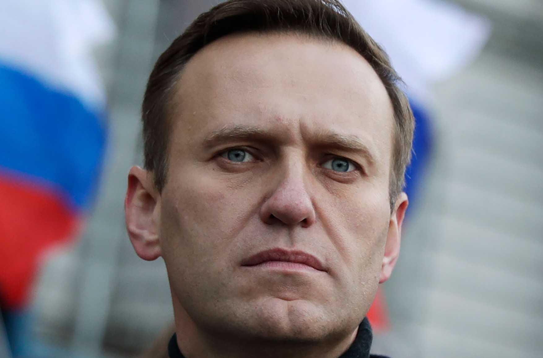 Навального відвезли в невідомому напрямку. Його адвокати не знають, де він зараз перебуває