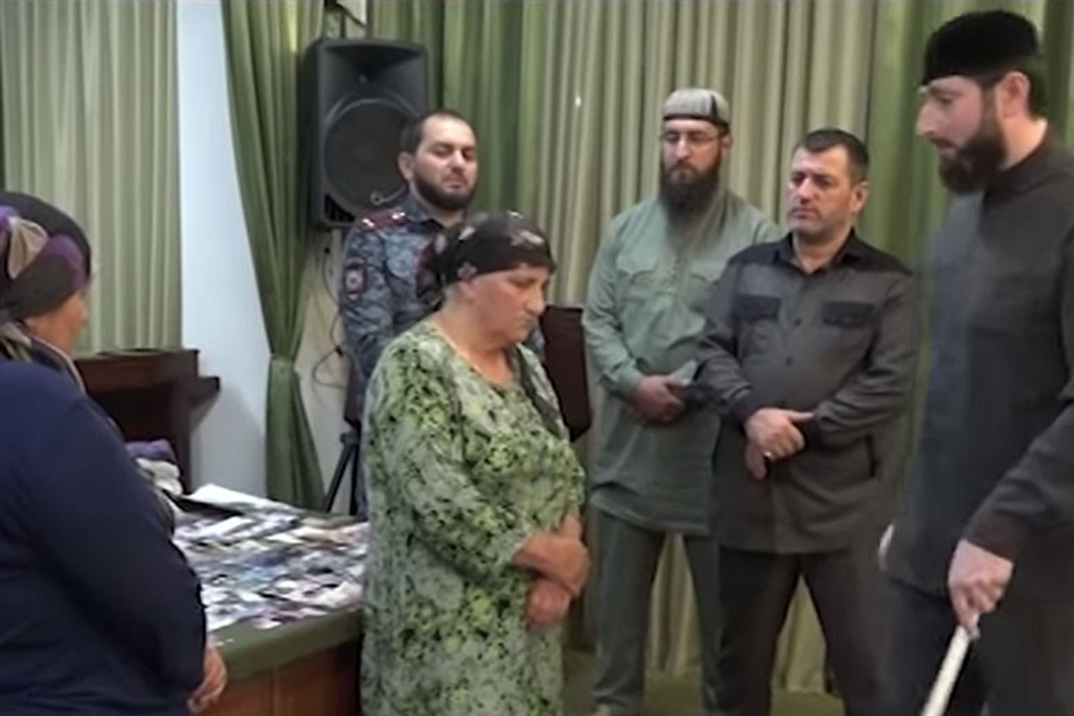 Телеканал «Грозний» показав черговий сюжет про затримання мешканок Чечні за «чаклунство»