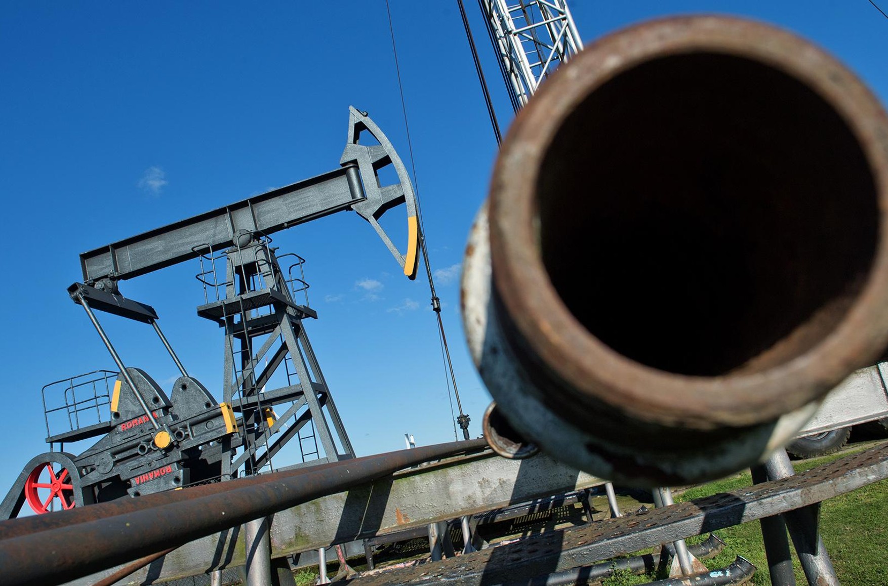 Видобуток нафти в Росії в перші два місяці 2021 року знизилася майже на 12%