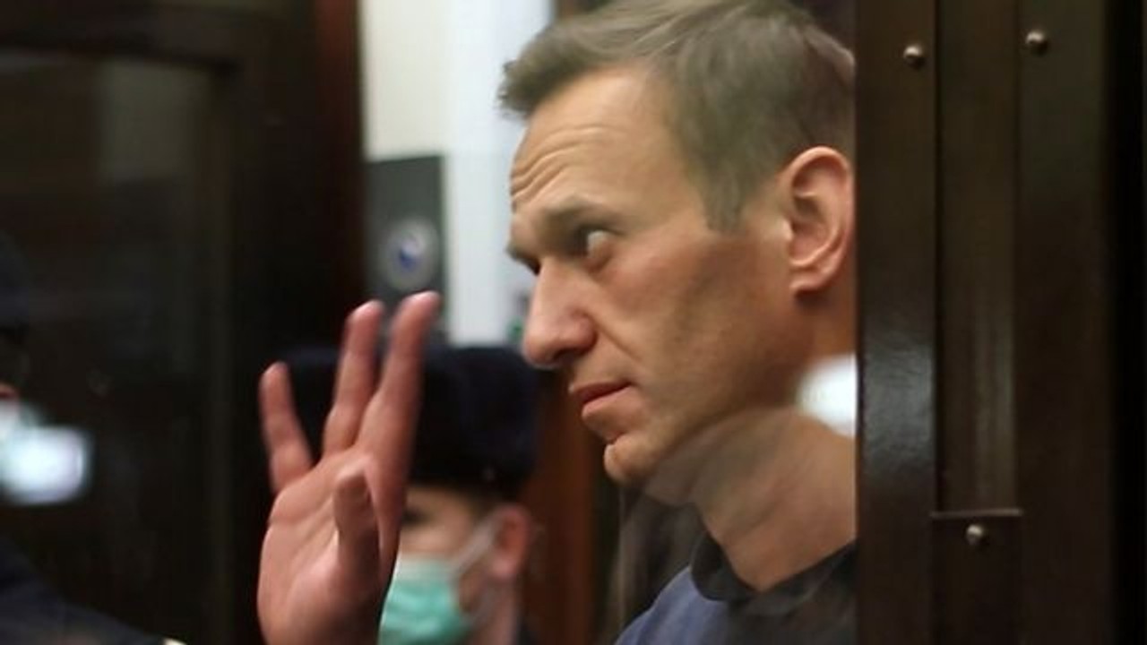 Олексій Навальний оголосив про вихід з голодування