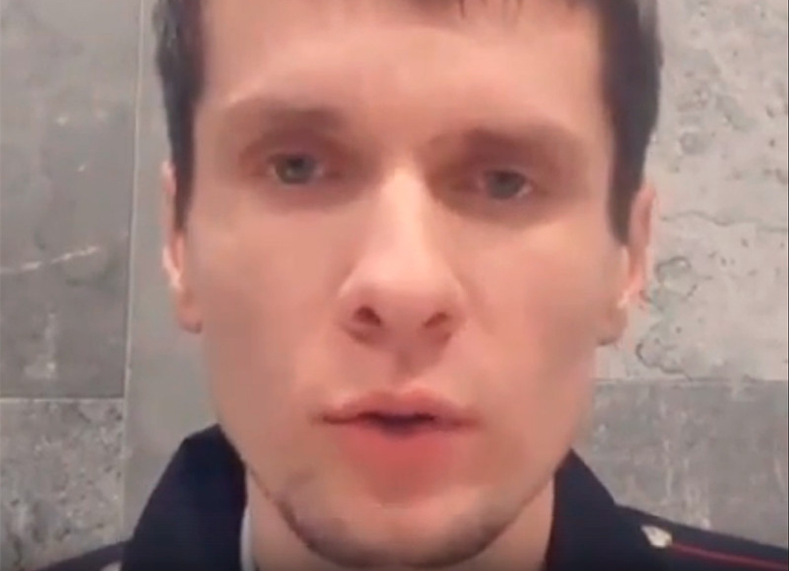 СК почав перевірку екс-поліцейського з Іваново, який звільнився після заміни Навальному умовного терміну на реальний
