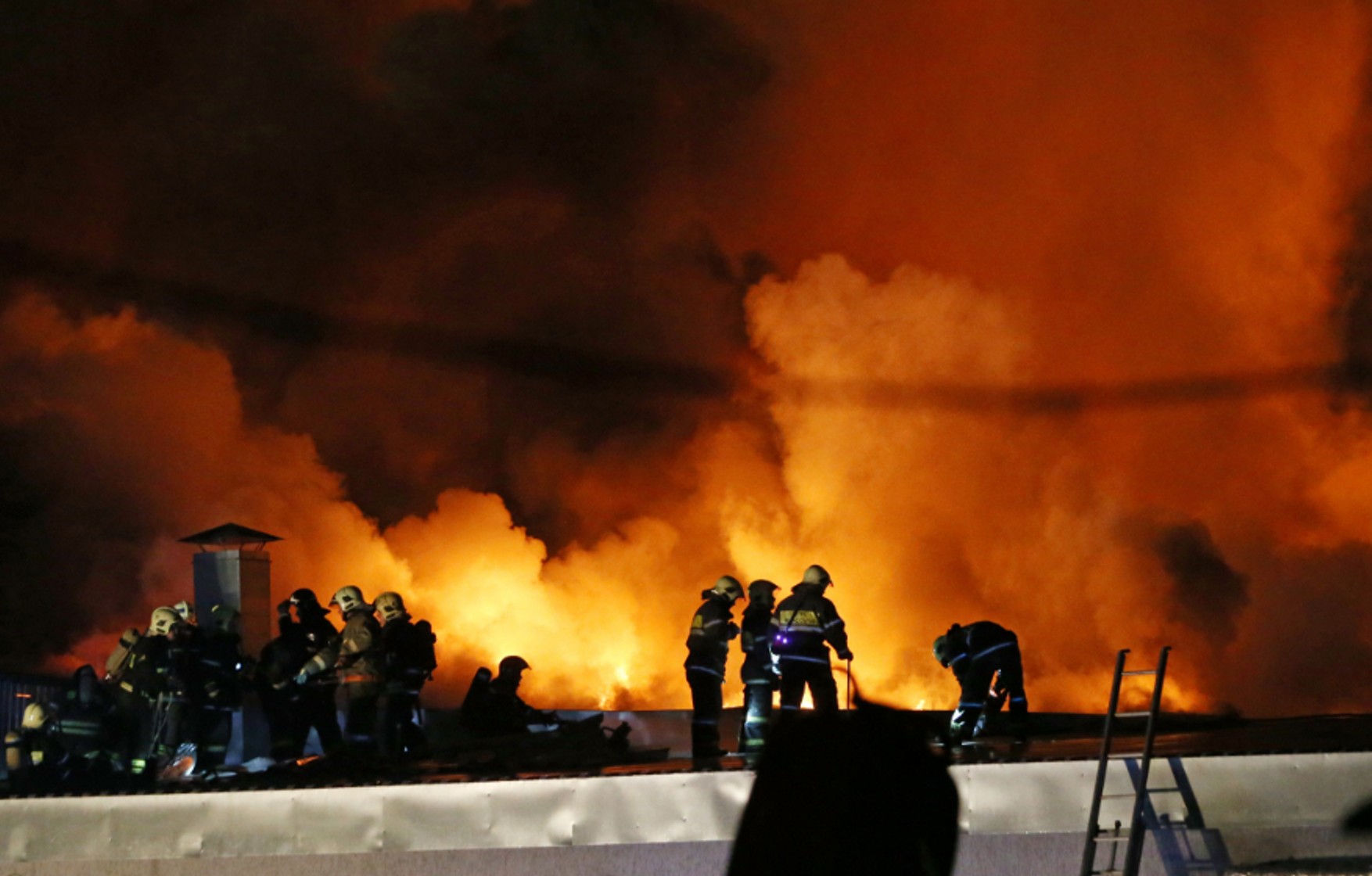 Суд призначив умовні терміни обвинуваченим у справі про загибель восьми пожежних при гасінні складу в Москві