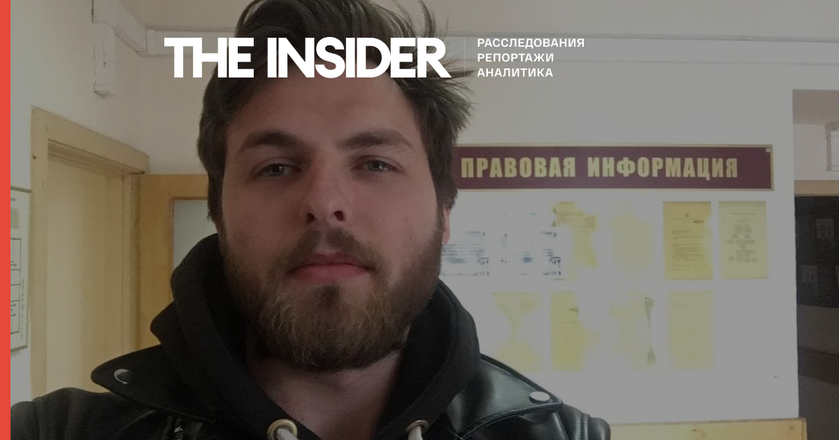 У Москві за участь в акції 21 квітня затримали журналіста «Дождя» Олексія Коростельова. Він був там в жилеті і з прес-картою