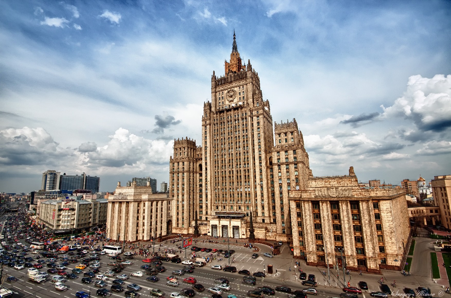МЗС Росії викликав британського посла в Москві після виклику Великобританією посла РФ в зв'язку зі «зловмисним поведінкою Росії»