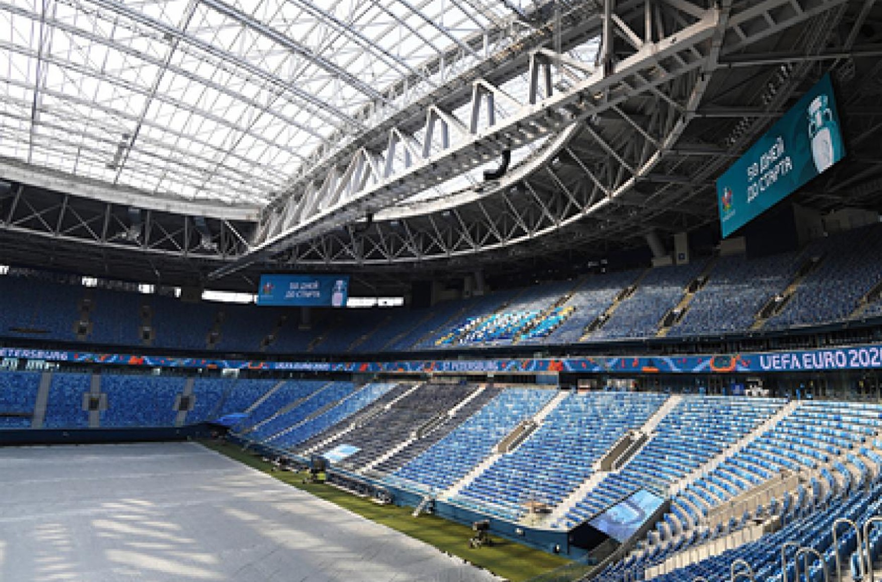 Три матчі чемпіонату Європи з футболу перенесуть з Дубліна в Петербург