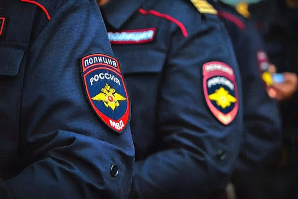 Співробітники поліції прийшли додому до кореспондента РБК Євгенії Кузнєцової, яка працювала на акції в Москві