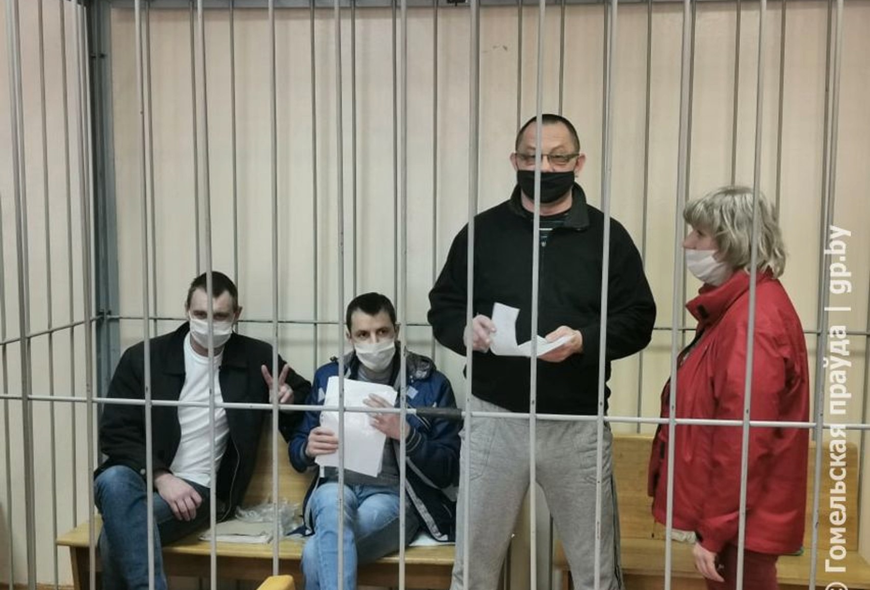 У Білорусі довірених осіб Тіхановском засудили до термінів від шести років колонії