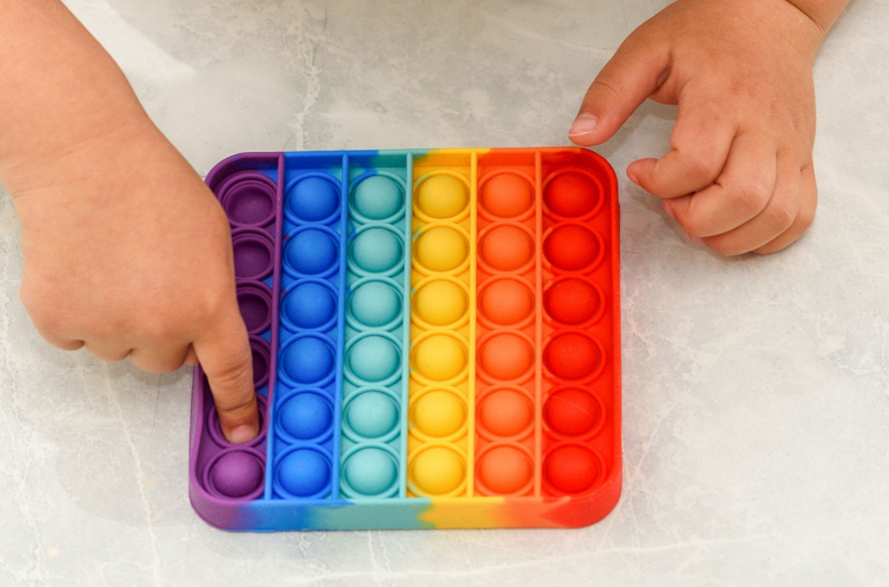 Росспоживнагляд доручив науковим фахівцям перевірити вплив антистрес-іграшок на дітей